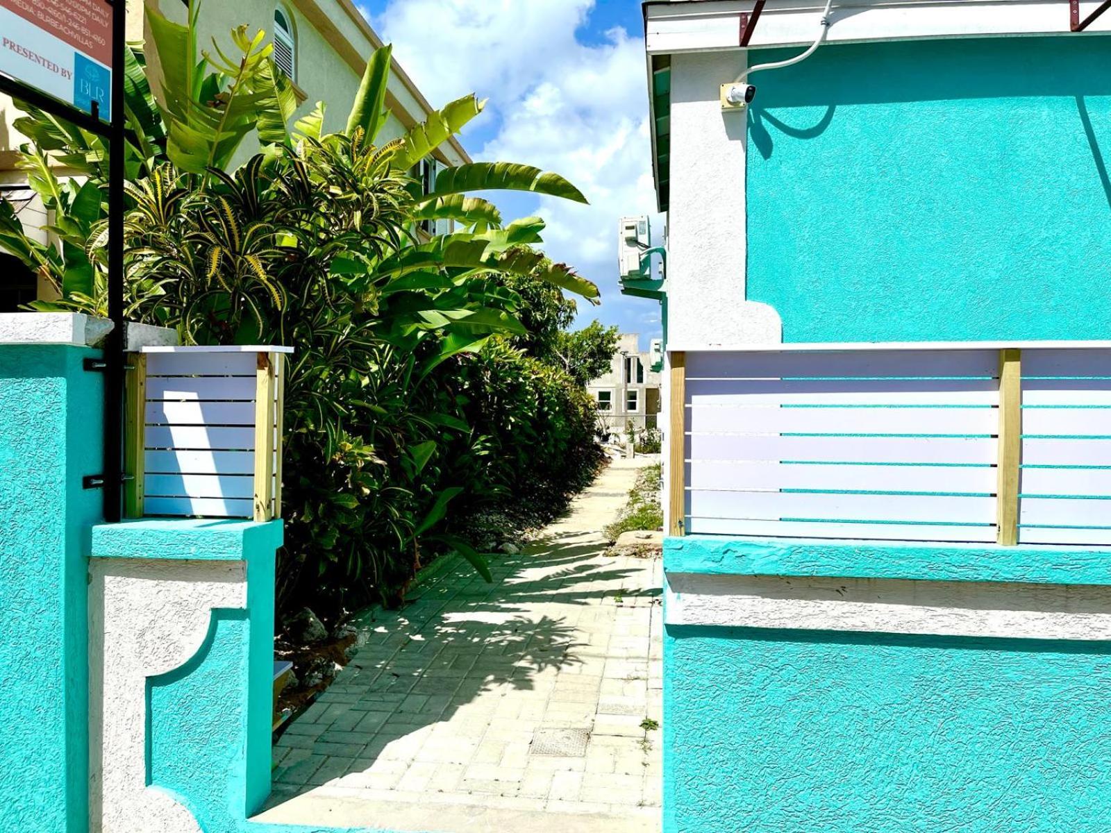 Blr Beach Villas Christ Church Extérieur photo