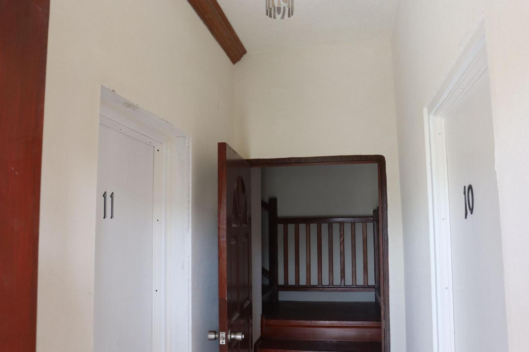 Blr Beach Villas Christ Church Extérieur photo