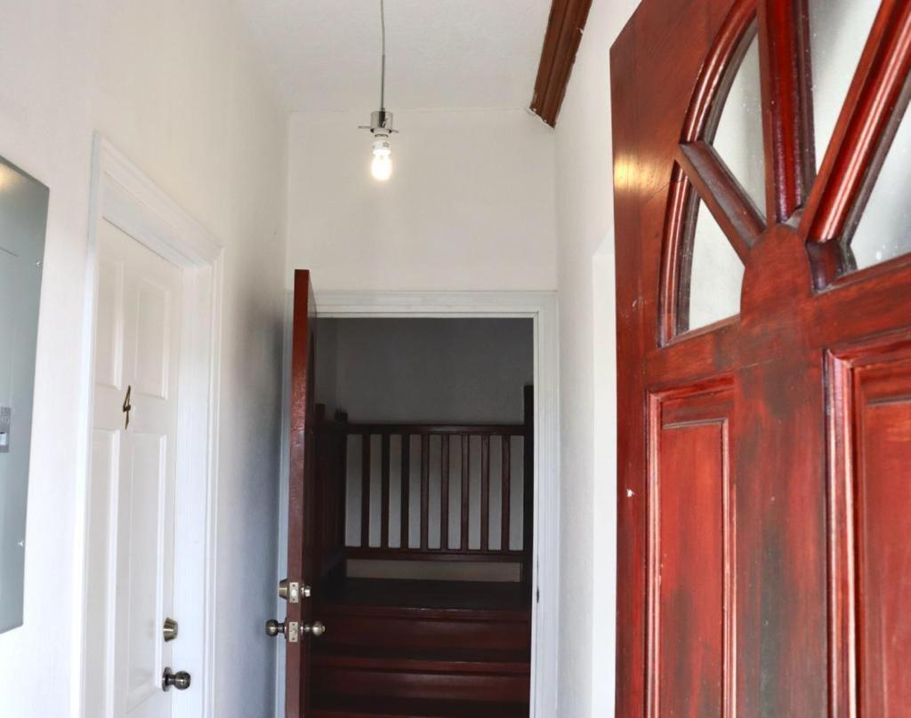 Blr Beach Villas Christ Church Extérieur photo