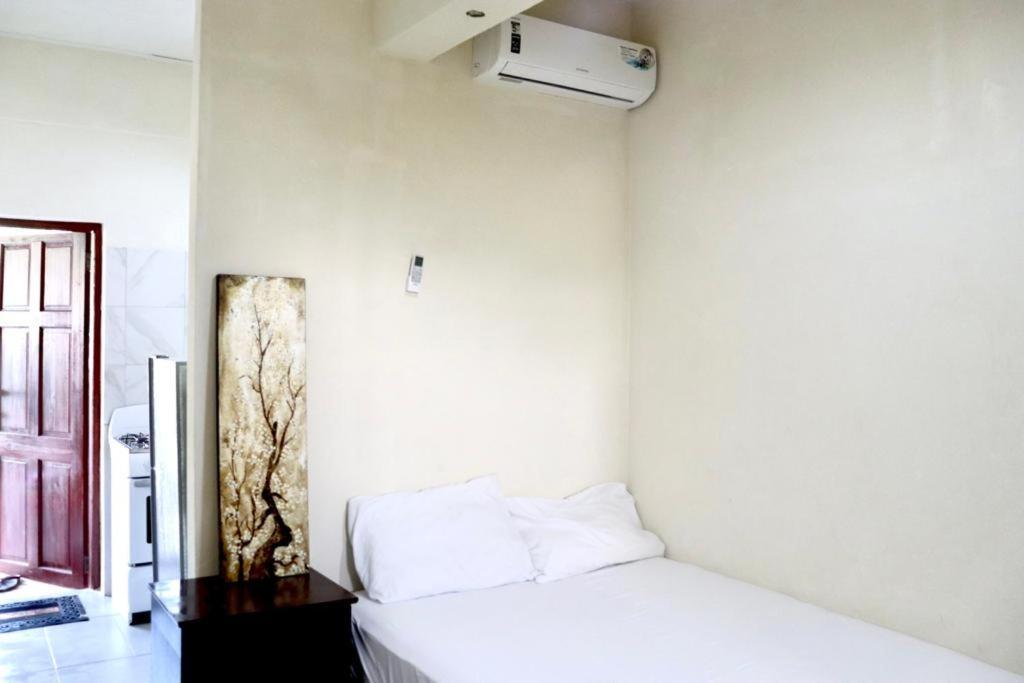 Blr Beach Villas Christ Church Extérieur photo