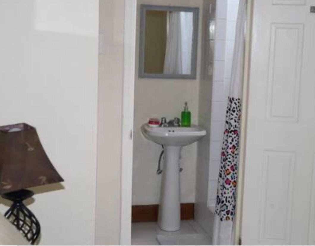 Blr Beach Villas Christ Church Extérieur photo